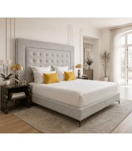 Détail du capitonnage piqué en carré, tête de lit matelassée hôtel
